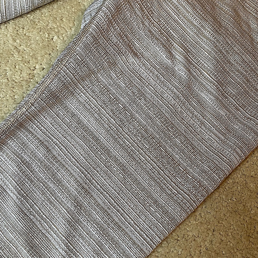 Athleta High Rise Jacquard Chaturanga 7/8 Tight